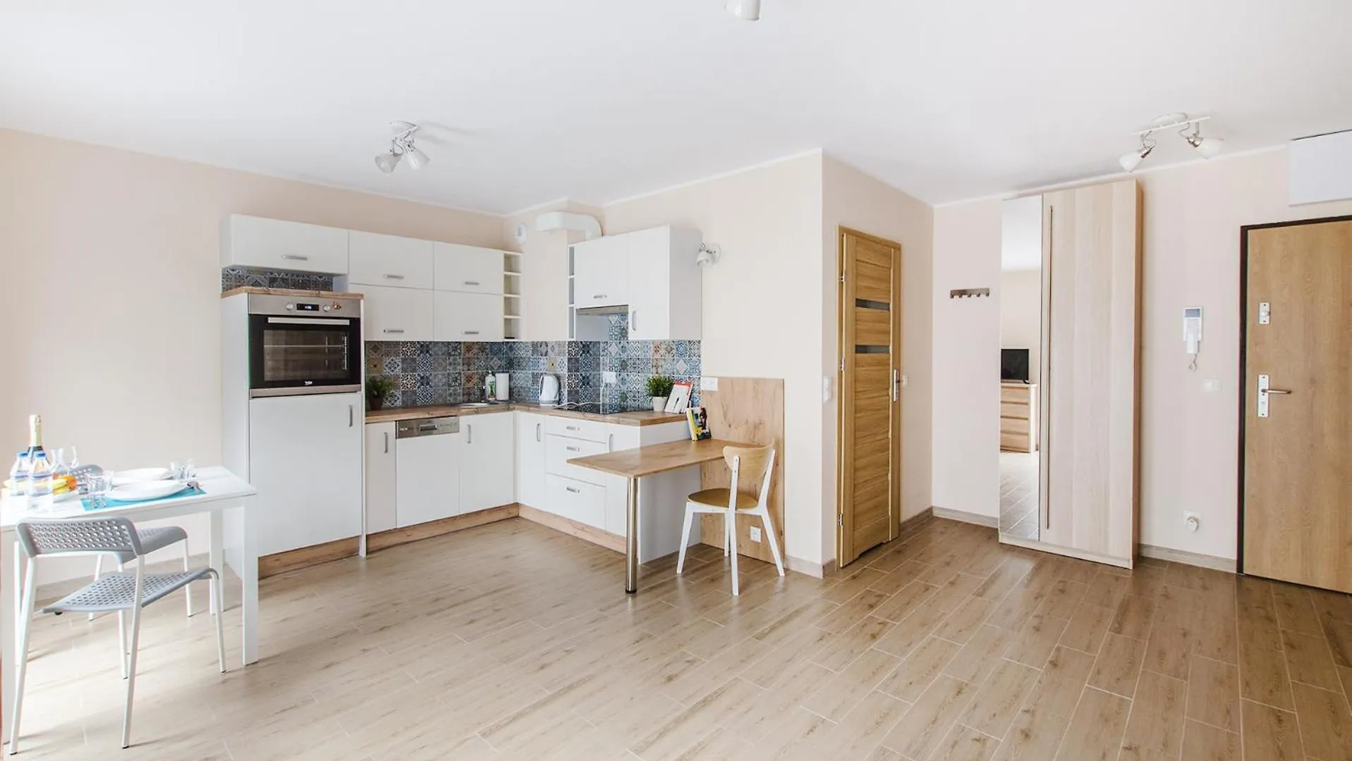 Orange Studio Cozy & New Apartment Near Rynek Wroclaw